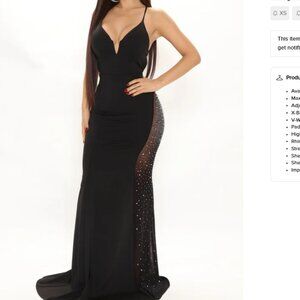 Fierce Moment Maxi Dress - Black